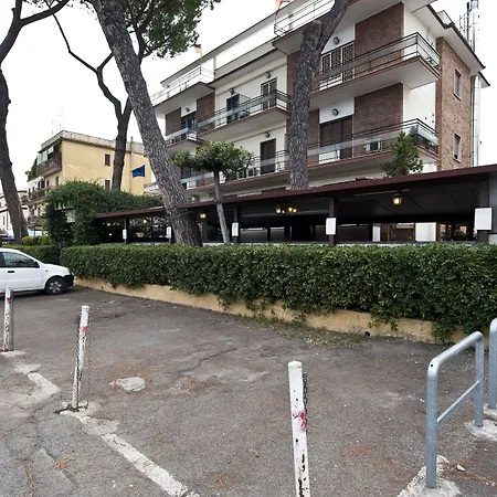 Hotel 4 Pini-2